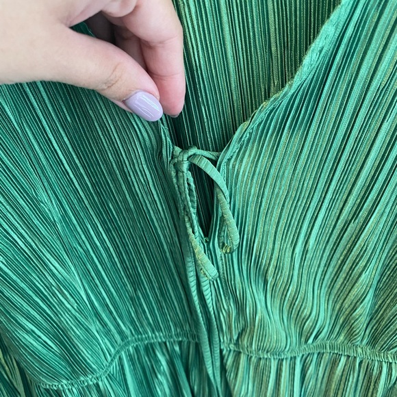 NWT 🏷️ Zara emerald green top - Picture 3 of 4